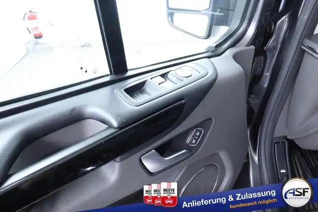 Ford Tourneo Custom view 23