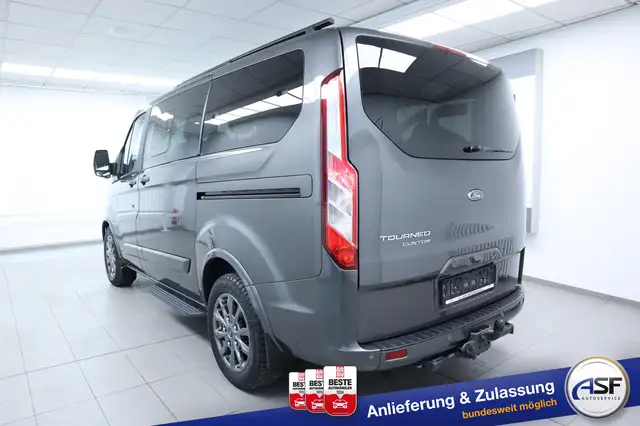 Ford Tourneo Custom view 9
