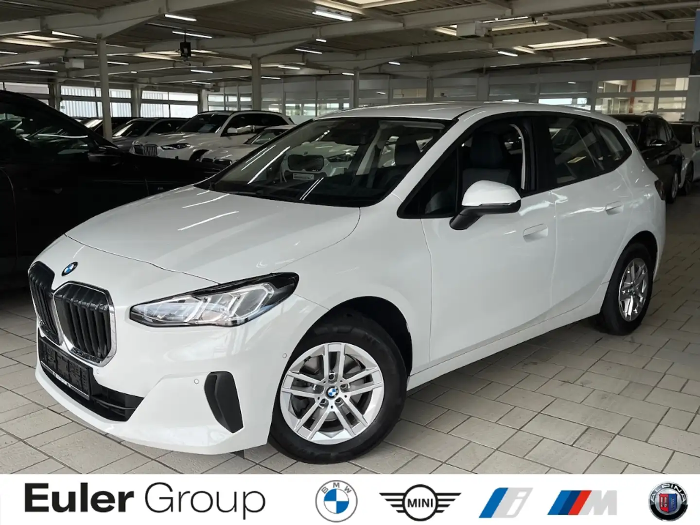 BMW 218 Active Tourer i A Navi Hifi LED ParkAss DAB SHZ Al Blanc - 1