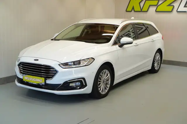 Ford Mondeo view 11