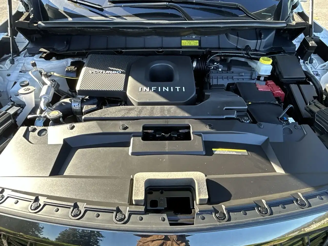 Infiniti QX60 снимка Infiniti QX60