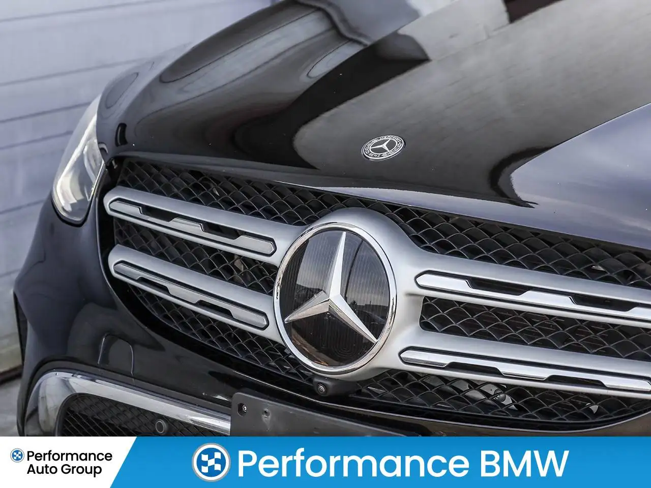 Mercedes-Benz GLC снимка Mercedes-Benz GLC