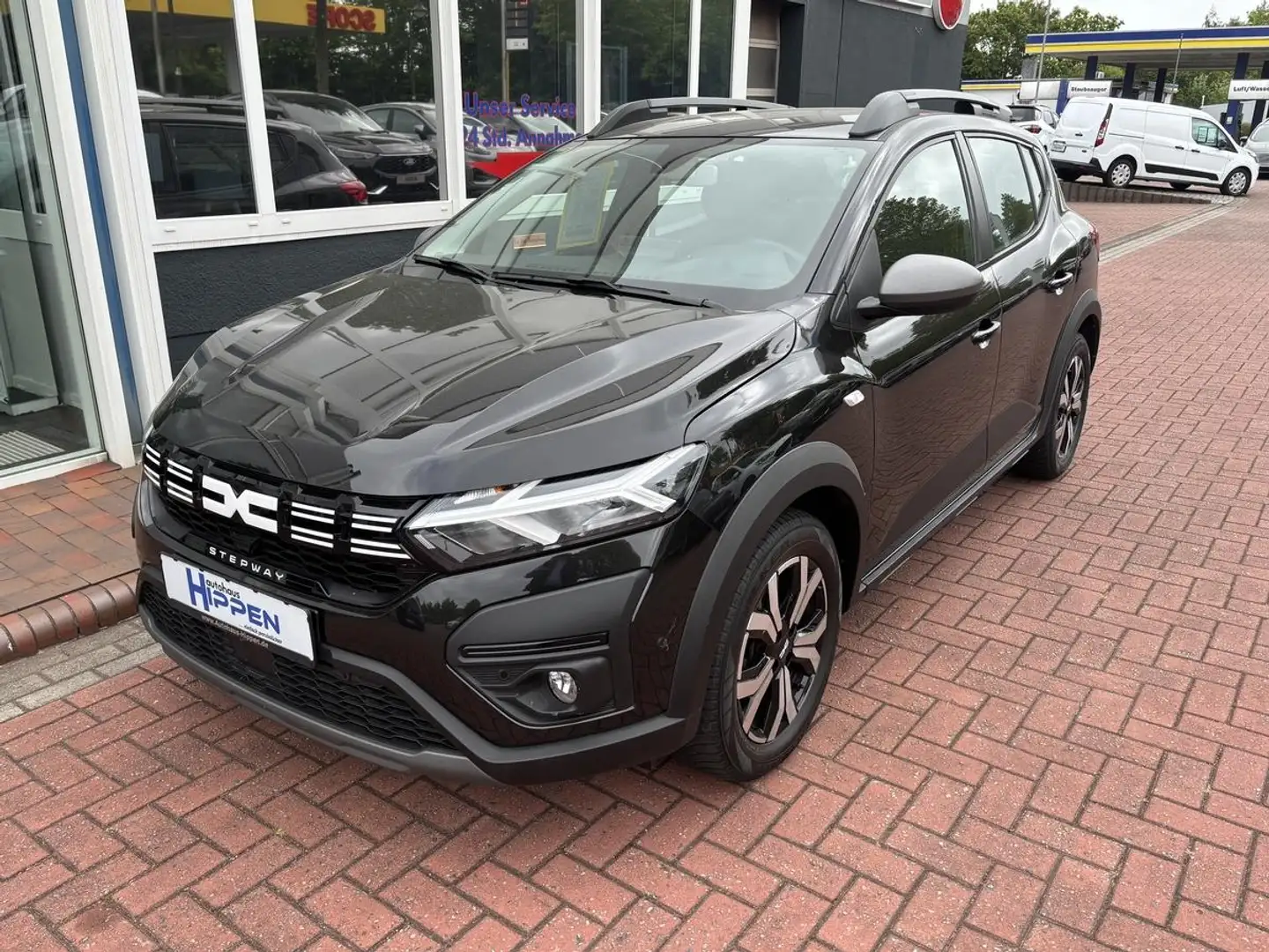 Dacia Sandero Stepway TCe 110 Expression + ,Navi,RFK,Garantie Negro - 1