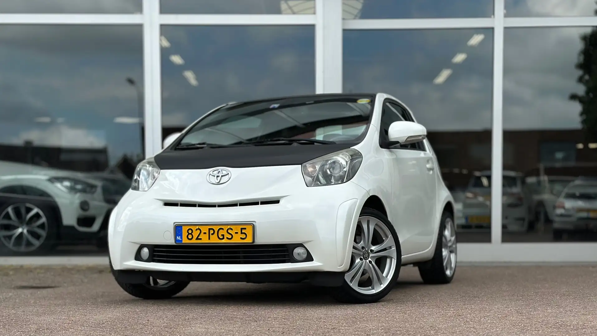 Toyota iQ 1.0 VVTi Aspiration Pearl 2e Eigenaar Cruise contr Blanco - 1