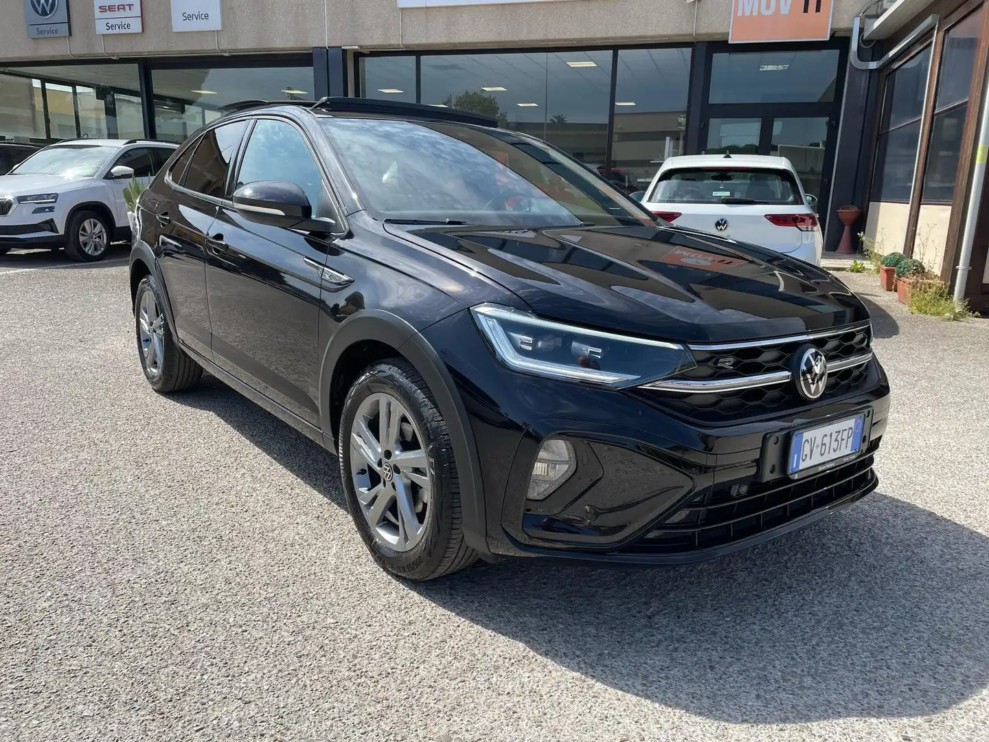 Volkswagen Taigo 1.0 tsi R-Line 115cv dsg Schwarz - 1