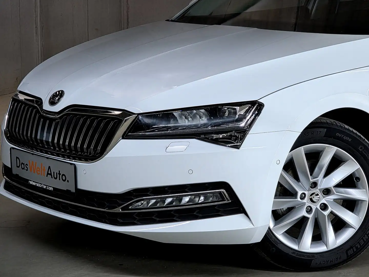 Skoda Superb Style TDI DSG Weiß - 2
