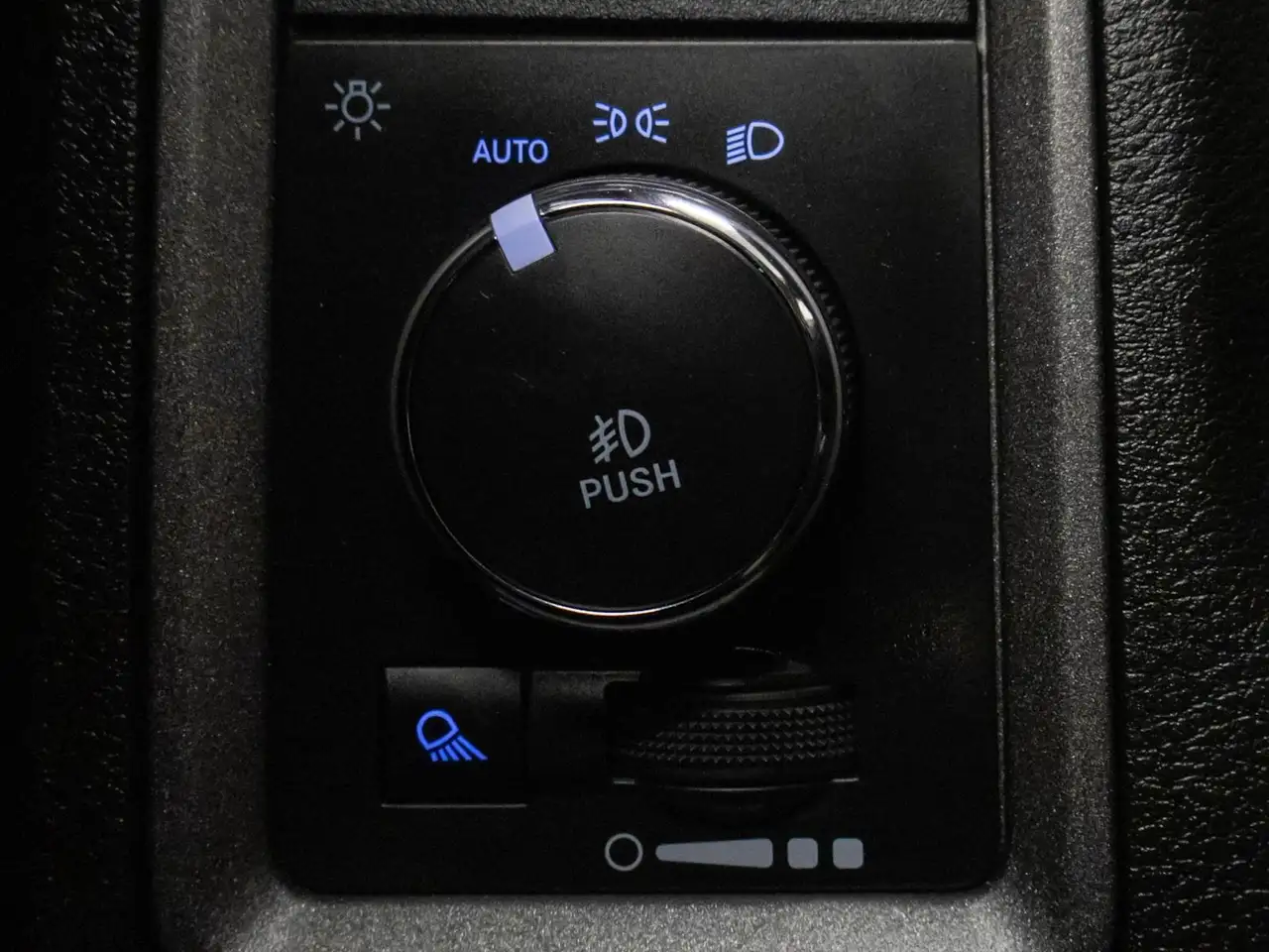 RAM 1500 fotografie RAM 1500