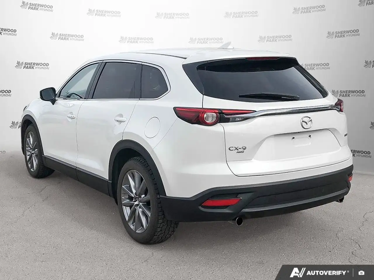 Mazda CX-9 снимка Mazda CX-9