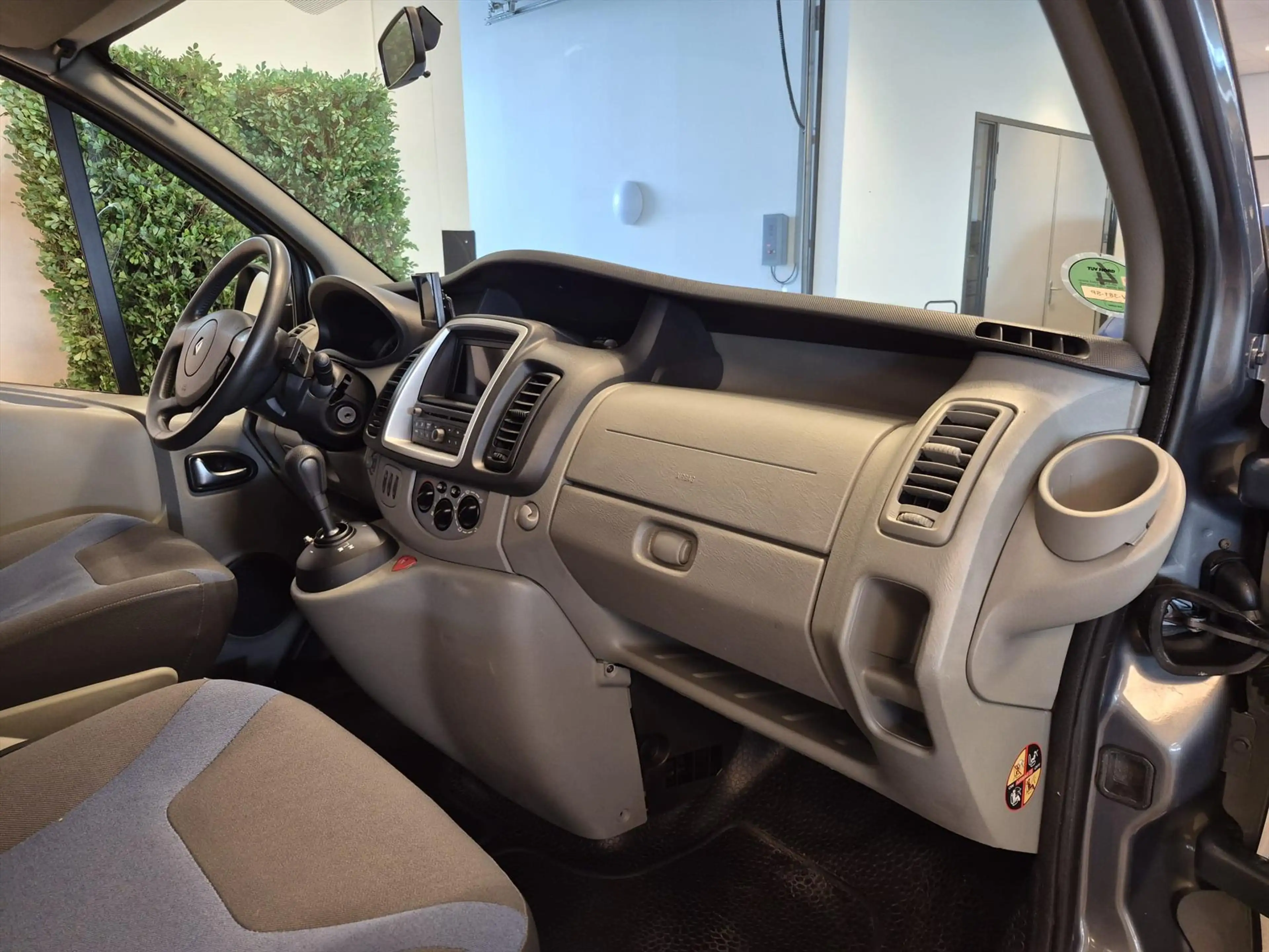 Renault Trafic L1H1 Rolstoelbus Automaat Zelfrijder — photo 22