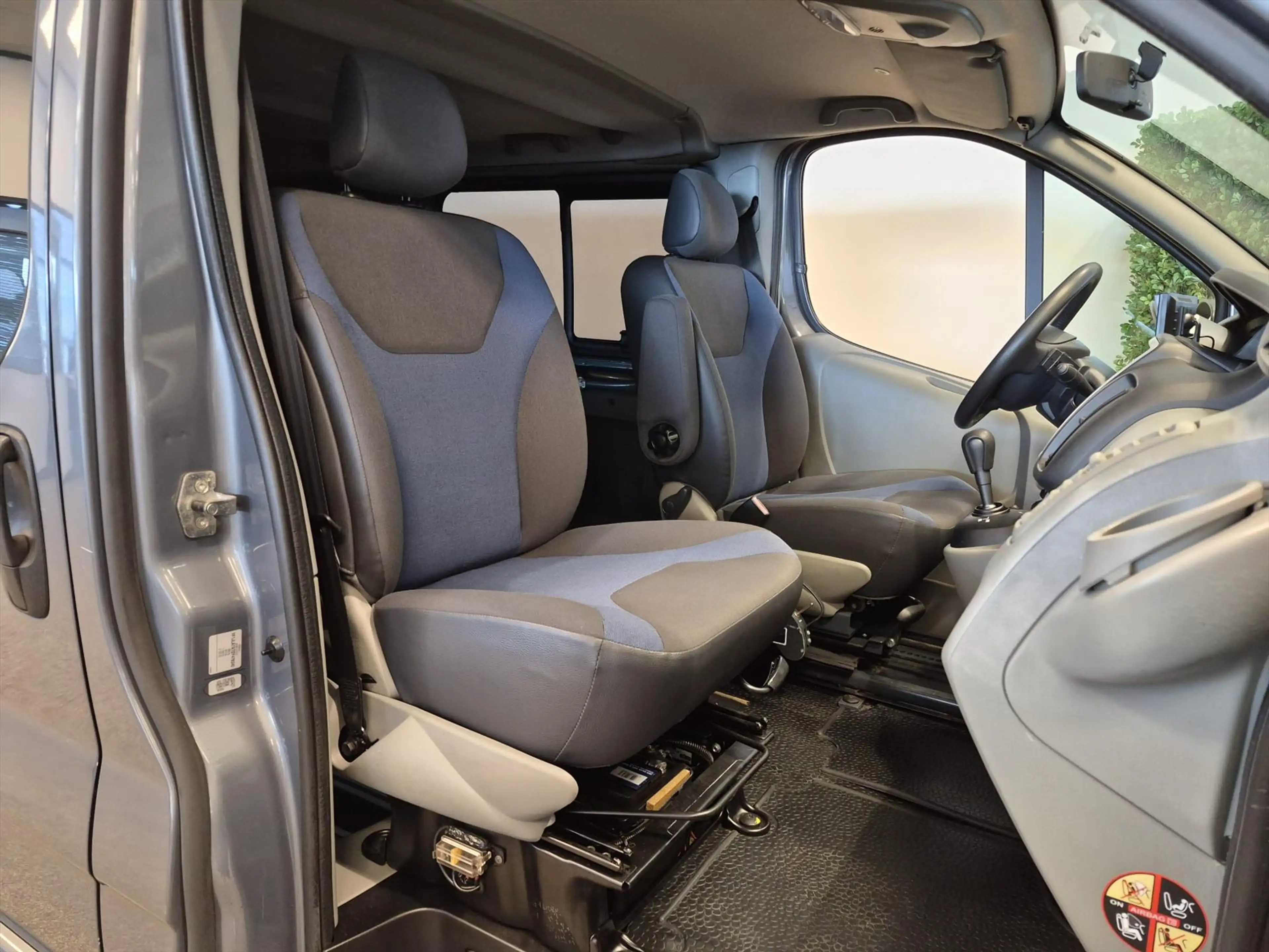 Renault Trafic L1H1 Rolstoelbus Automaat Zelfrijder — photo 23