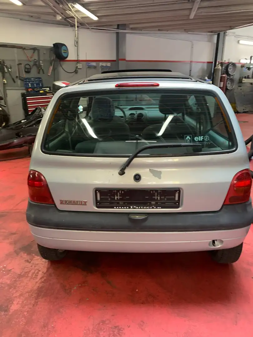 Renault Twingo 1.2i Gris - 2