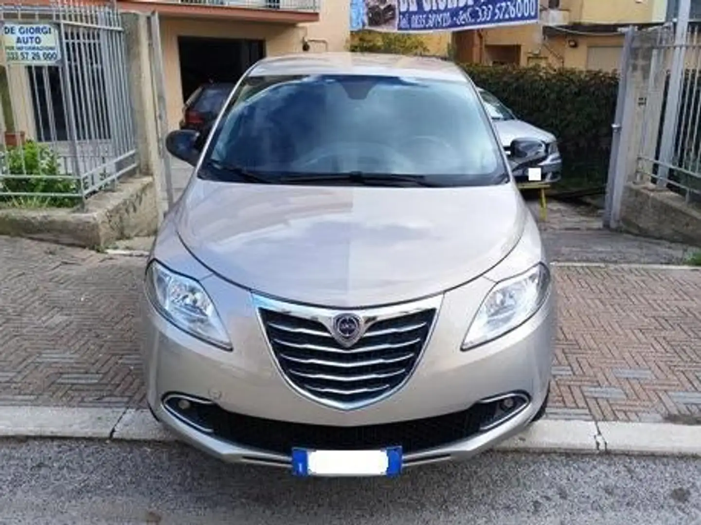 Lancia Ypsilon 0.9 t.air Gold ecochic metano Bronzo - 2
