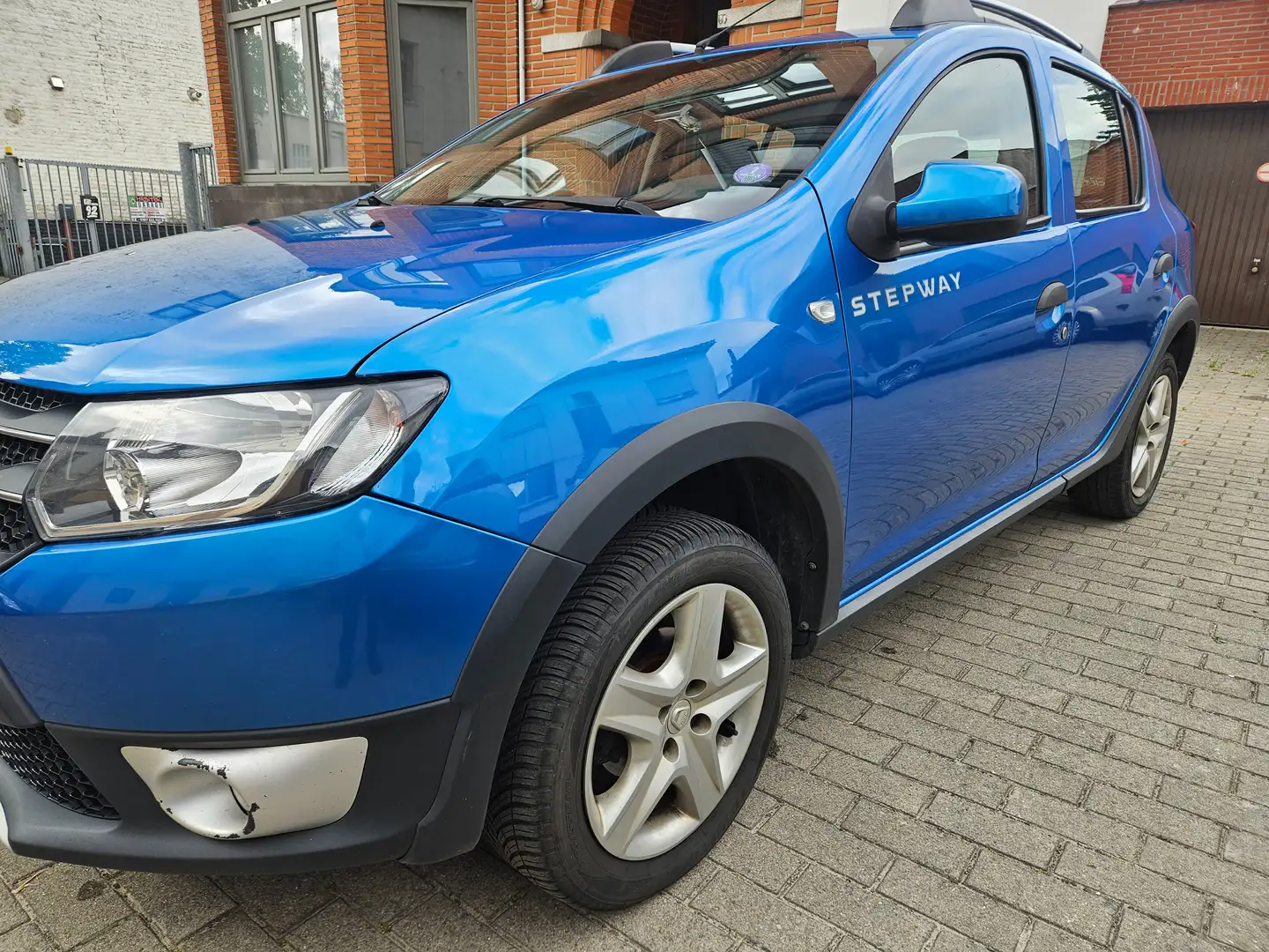 Dacia Sandero Sandero Stepway 0.9 TCe Stepway Plus Bleu - 1