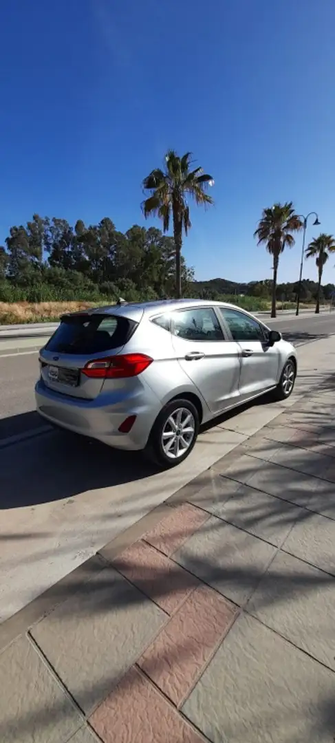 Ford Fiesta 1.1 Ti-VCT Trend Plateado - 2