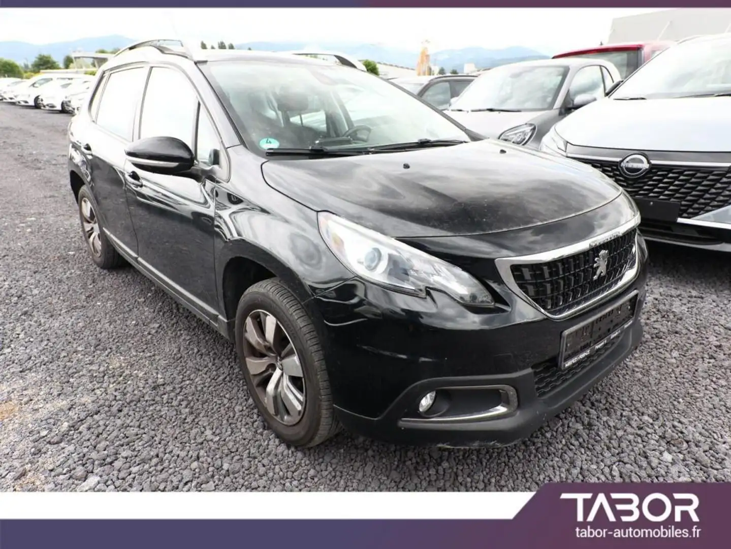 Peugeot 2008 1.2 PureTech 82 Active radars Clim Noir - 2