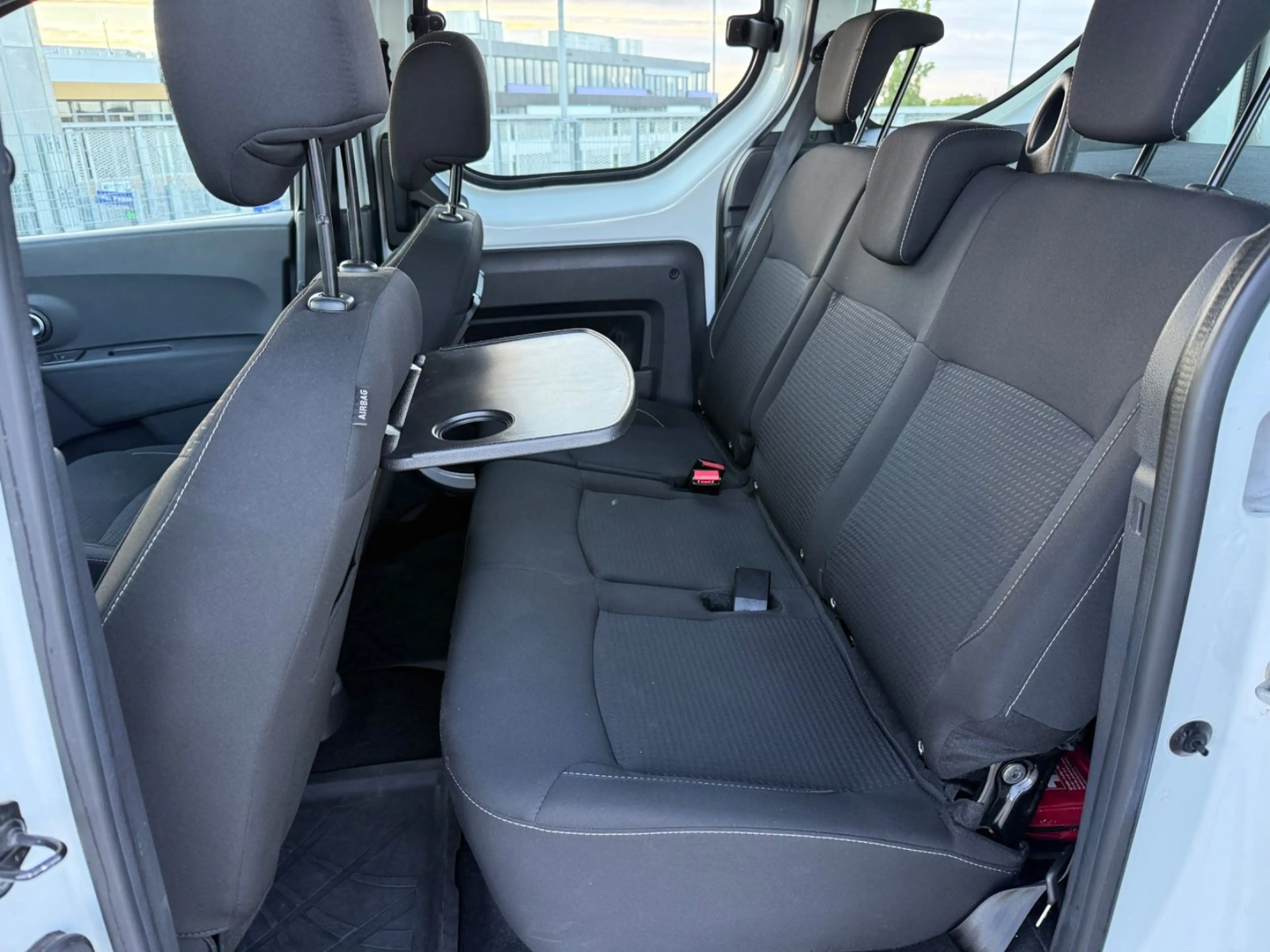 Dacia Dokker Comfort KLIMA NAVI PDC TEMPOMAT — photo 5