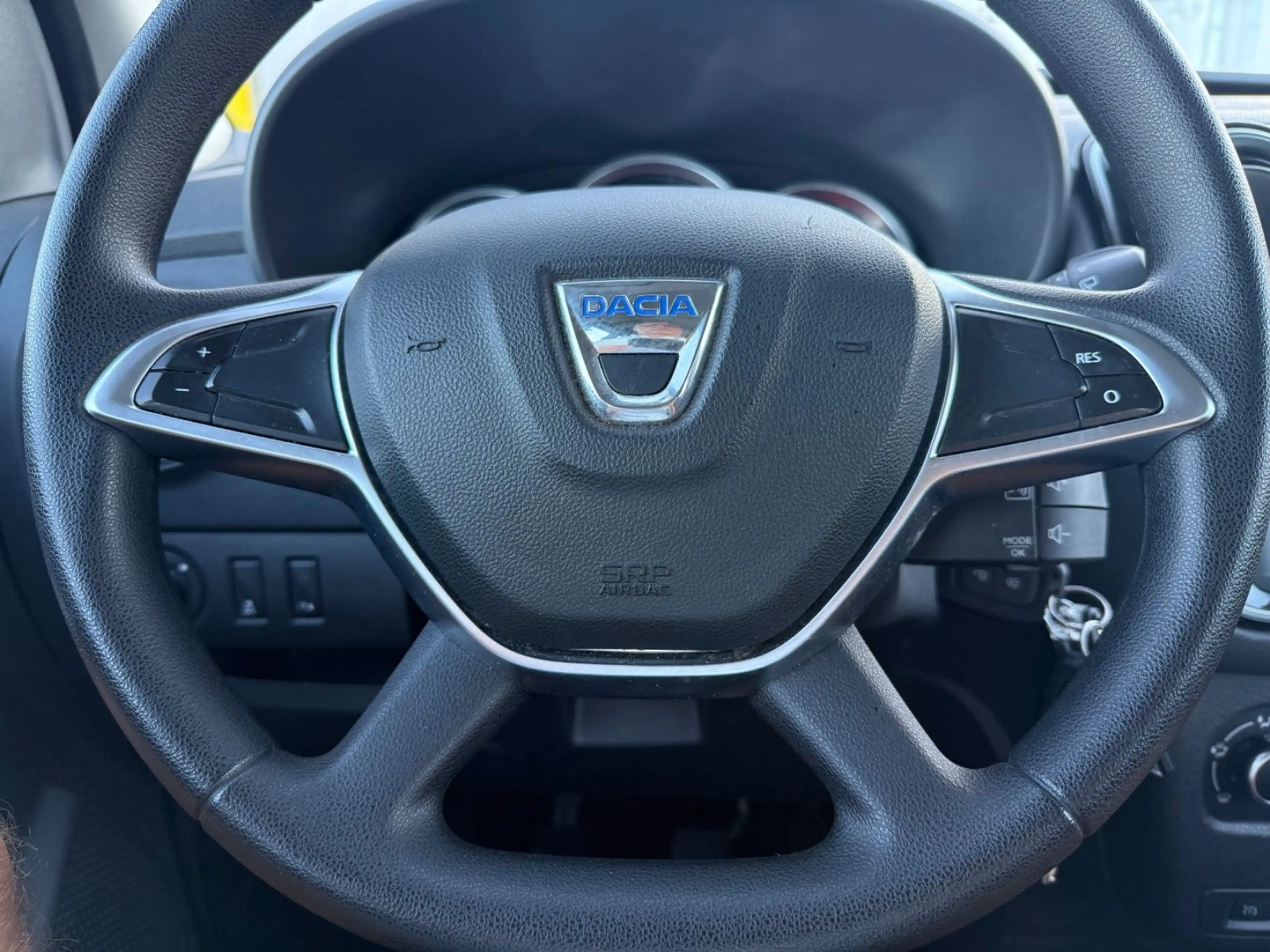Dacia Dokker Comfort KLIMA NAVI PDC TEMPOMAT — photo 6