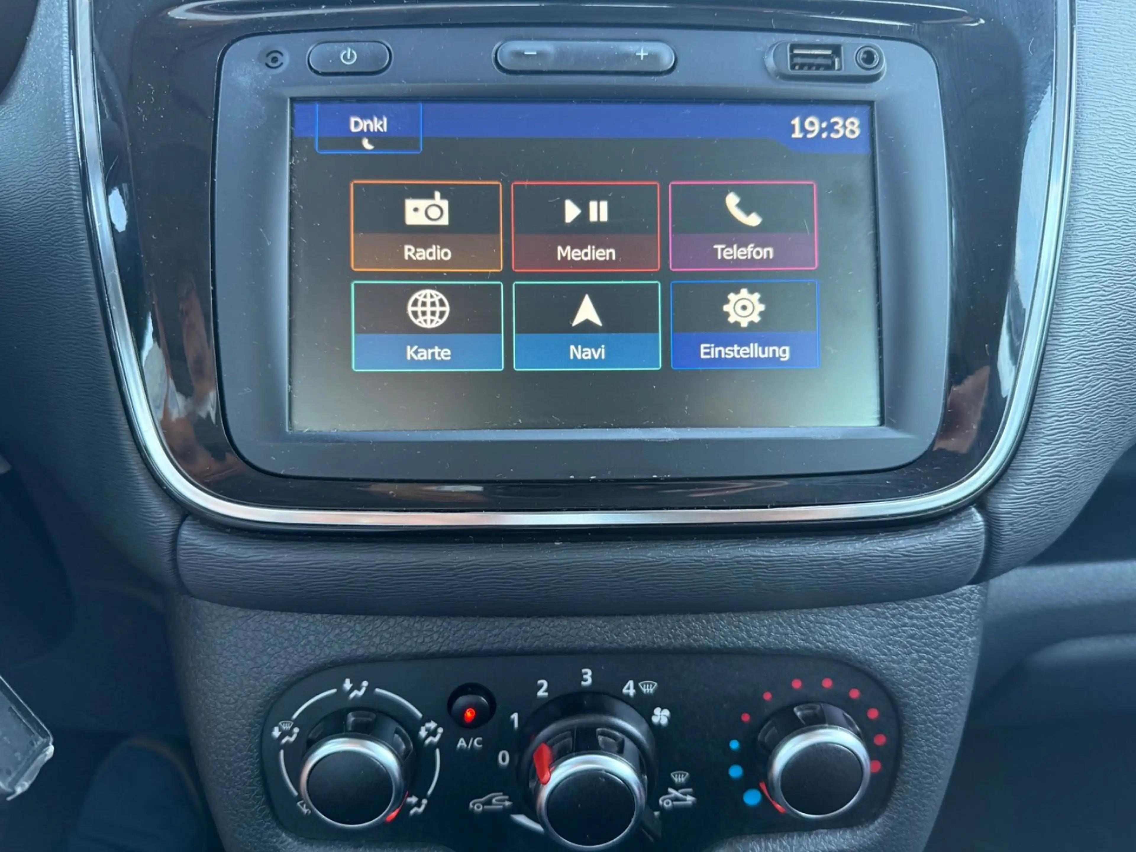 Dacia Dokker Comfort KLIMA NAVI PDC TEMPOMAT — photo 9