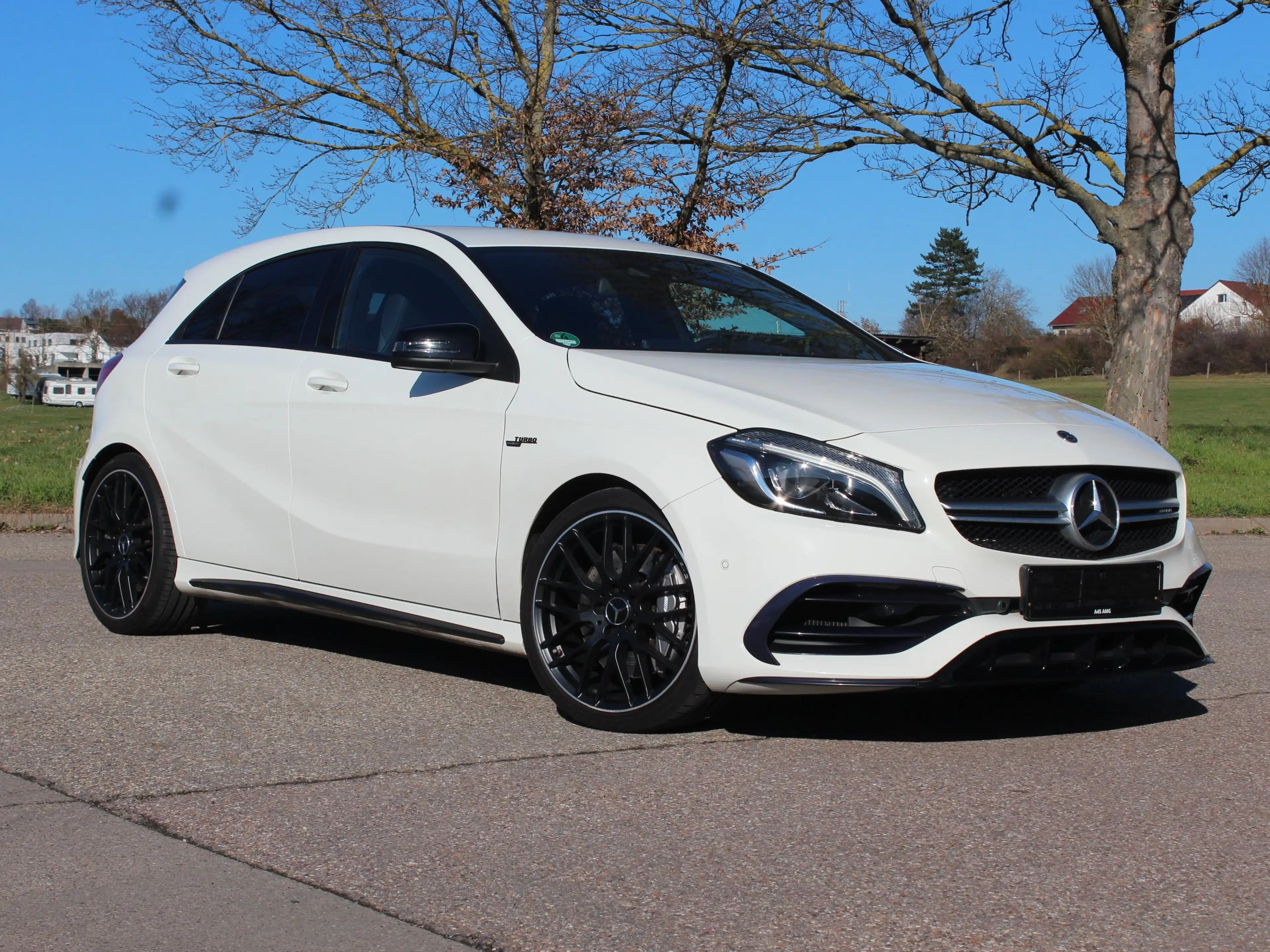 Mercedes-Benz A 45 AMG A 45 AMG: Winter&Sommerräder, Scheckh., Designo — photo 2