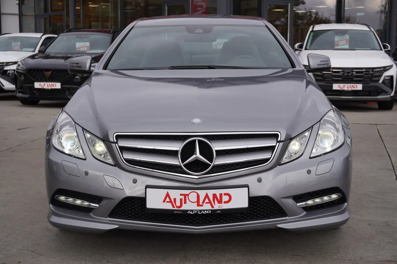 Mercedes-Benz E 200 E350 CGI BlueEfficiency Avantgarde Bi-Xenon Navi Argent - 2