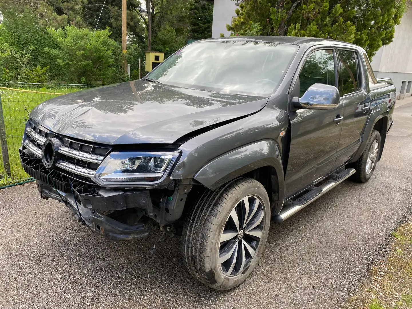 Volkswagen Amarok Aventura DoubleCab 4Motion Grau - 1