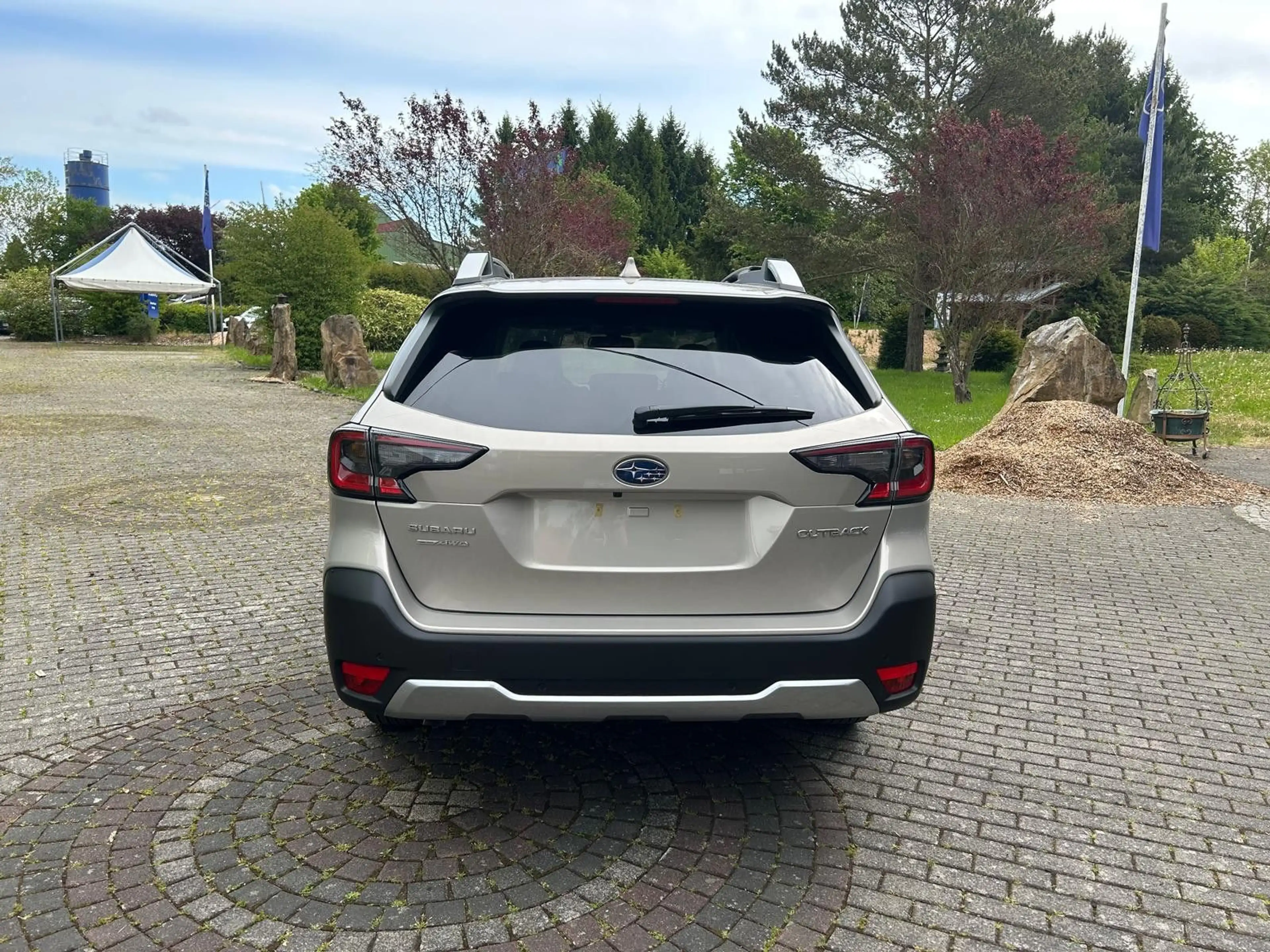 Subaru OUTBACK 2.5i Platinum Lineartronic Modell 2025 — photo 4