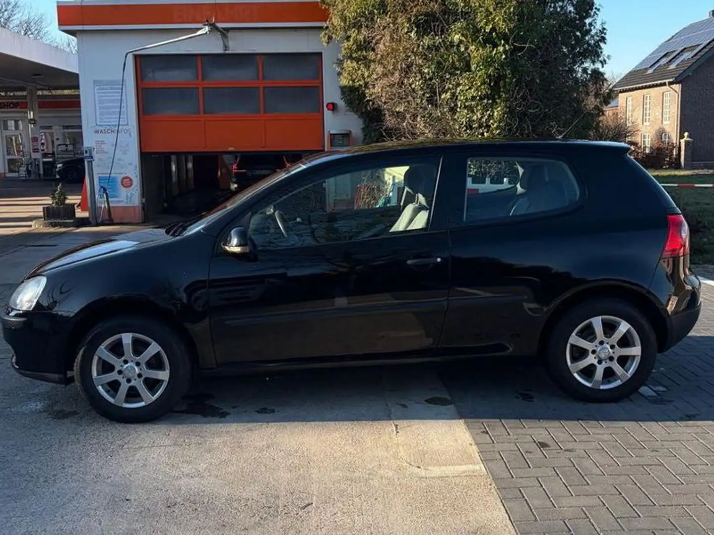 Volkswagen Golf V Lim.*TÜV Neu*Service Neu*Elektr. Fenster Schwarz - 2