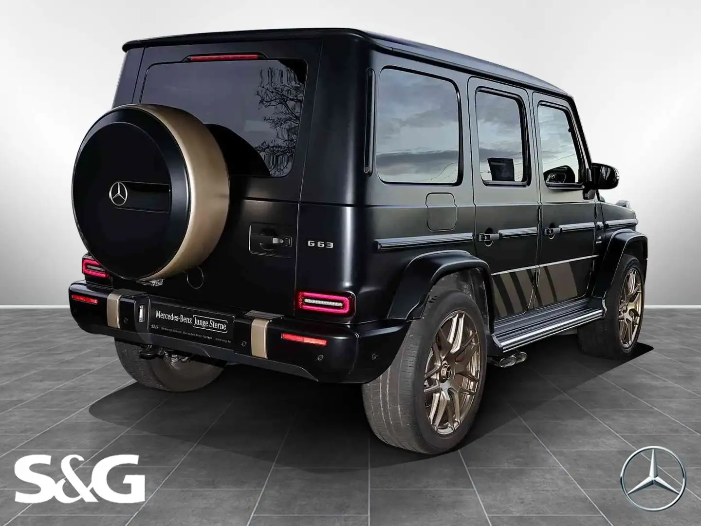 Mercedes-Benz G 63 AMG GRAND EDITON Schwarz - 2