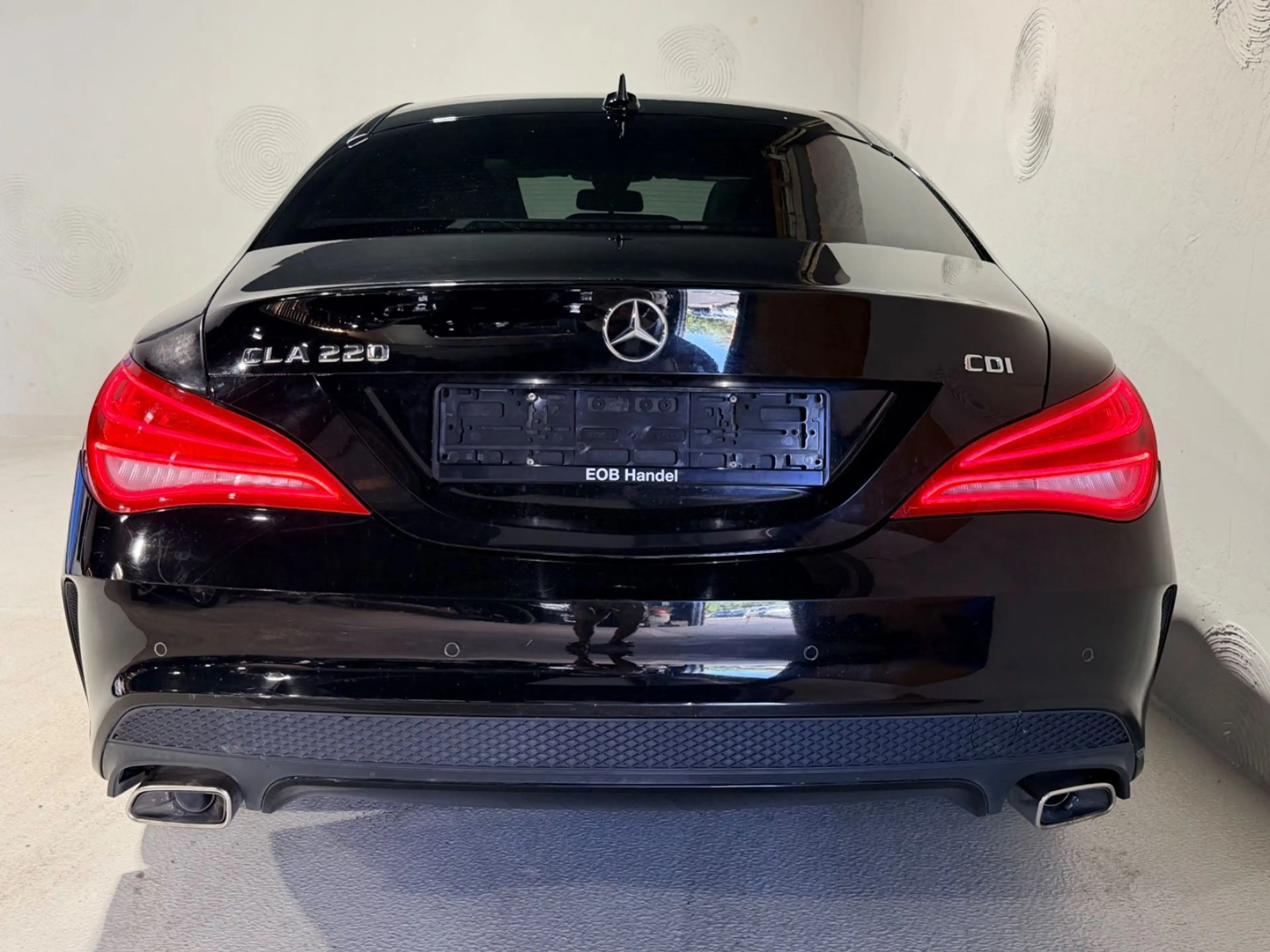 Mercedes-Benz CLA 220 CDI d AMG Line *Pano*Kamera*Leder — photo 9