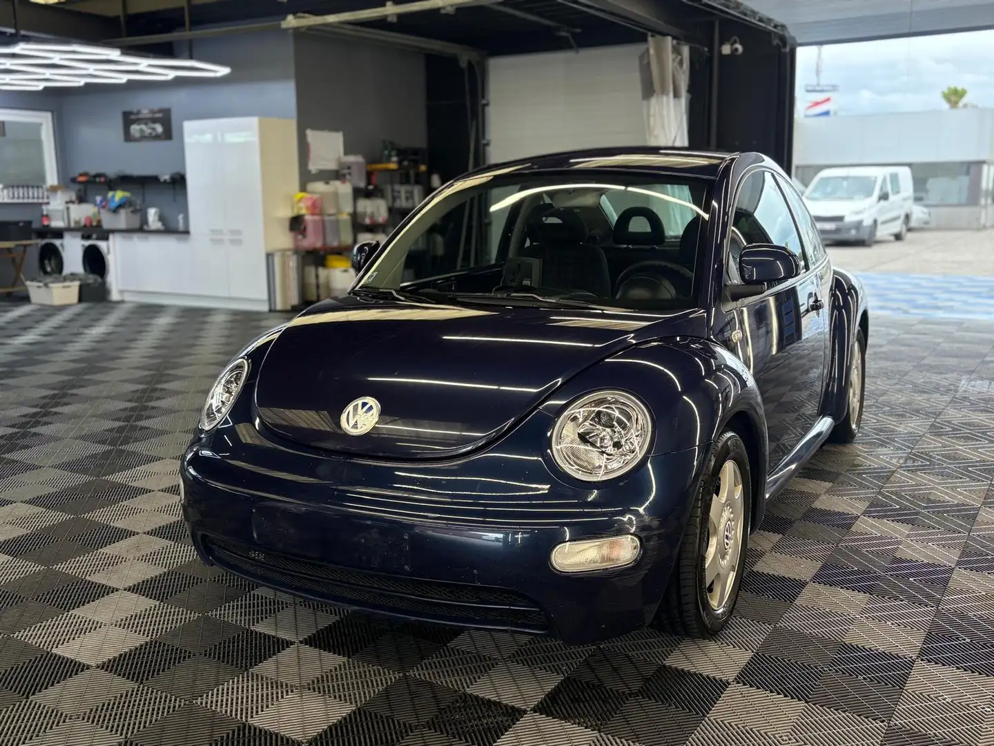 Volkswagen New Beetle 1.9 Tdi bj. 2000 344000km Bleu - 1