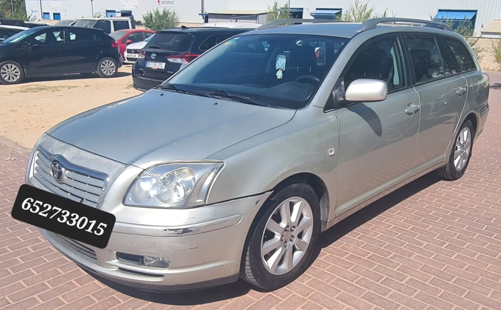 Toyota Avensis Wagon 1.8 VVT-i Sol Beige - 1