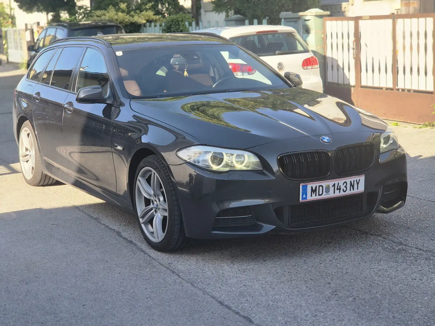 BMW 530 530 d, M-Paket, Hinterachslenkung,Head Up Grau - 1