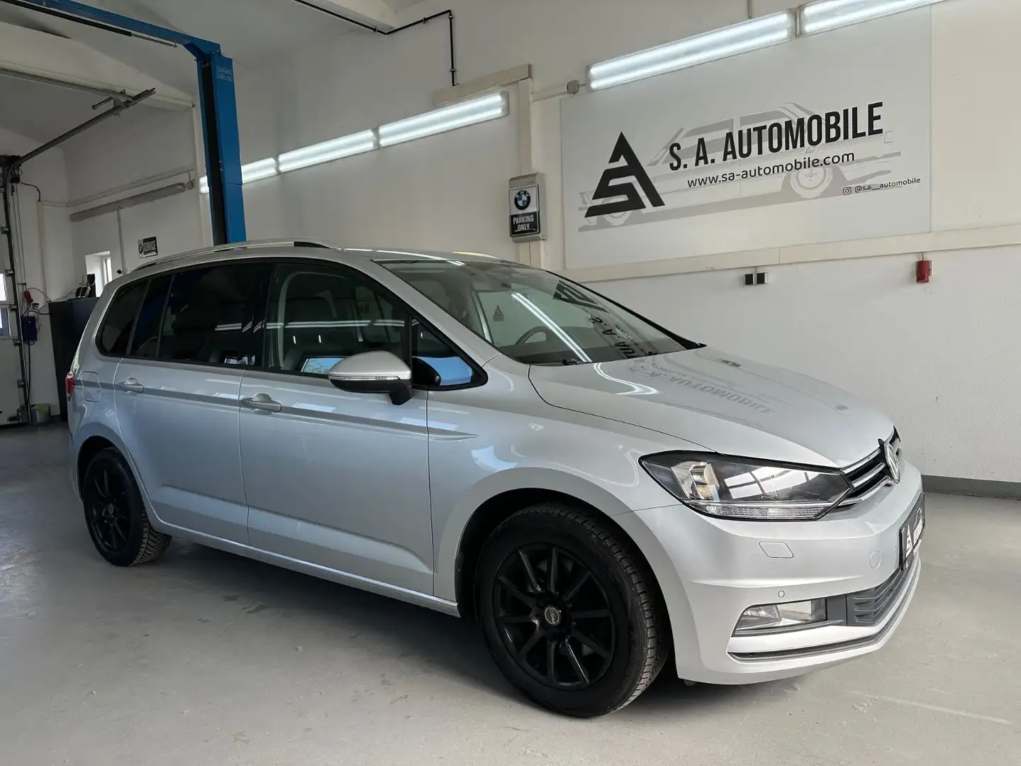 Volkswagen Touran Comfortline BMT*ACC*7-Sitzer*Garantie* Zilver - 1