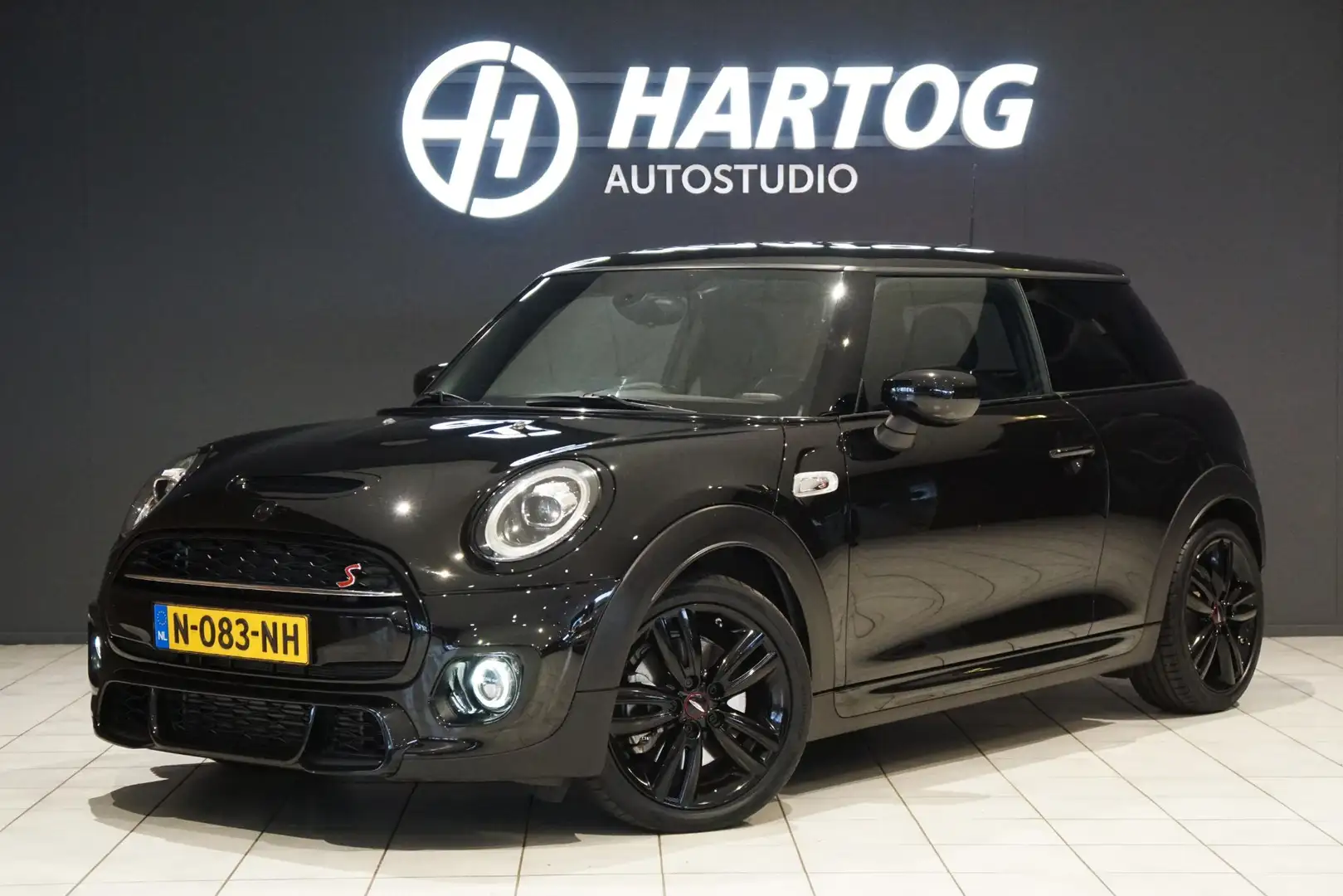 MINI Cooper S Mini 2.0 180PK *HANDGESCHAKELD* + JCW KIT / KEYLES Schwarz - 1