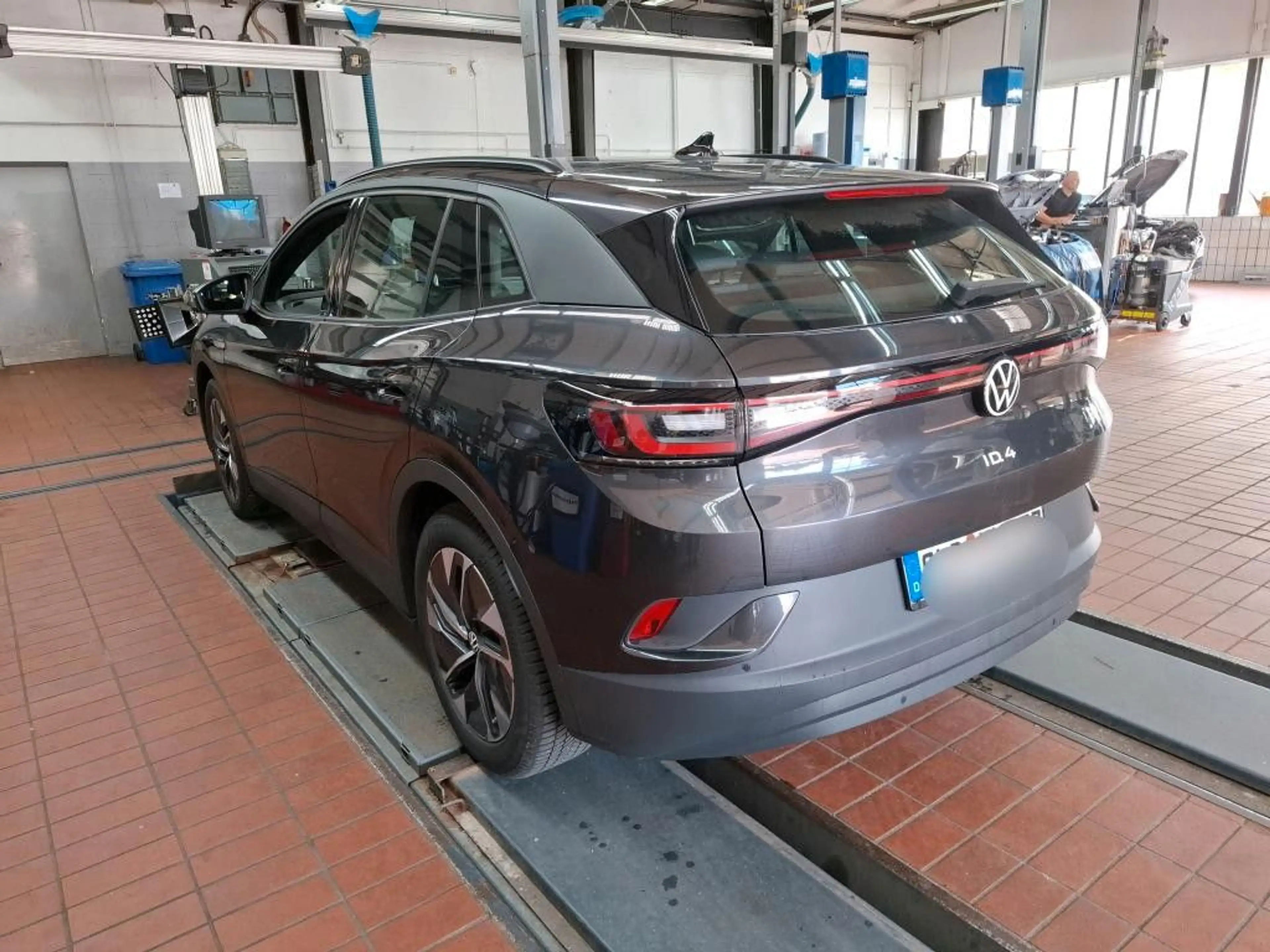 Volkswagen ID.4 Pure Performance Navi LED PDC CCS Alu19 — photo 3