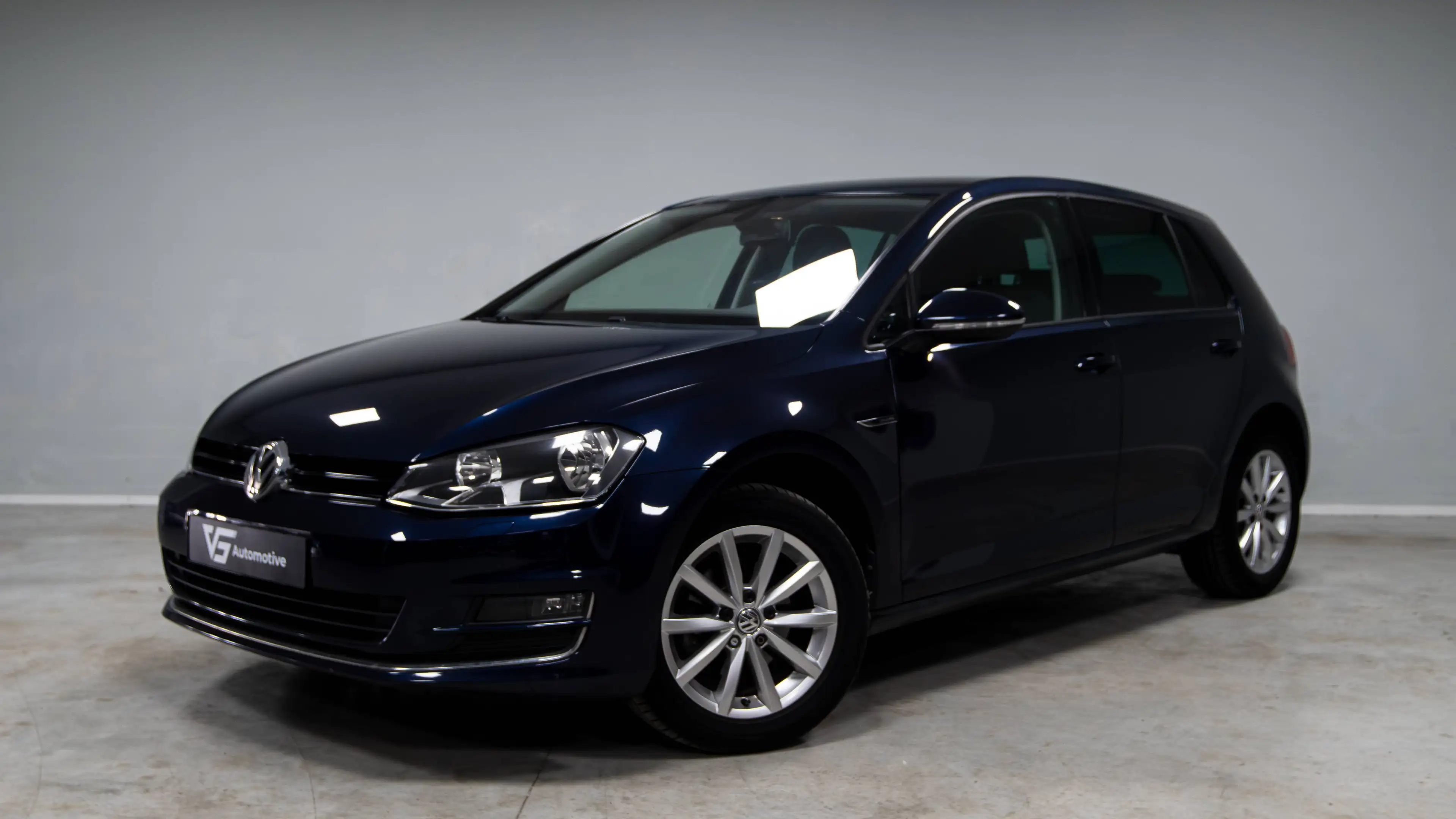 Volkswagen Golf Golf 1.2 TSI Lounge Bluemotion Tech
