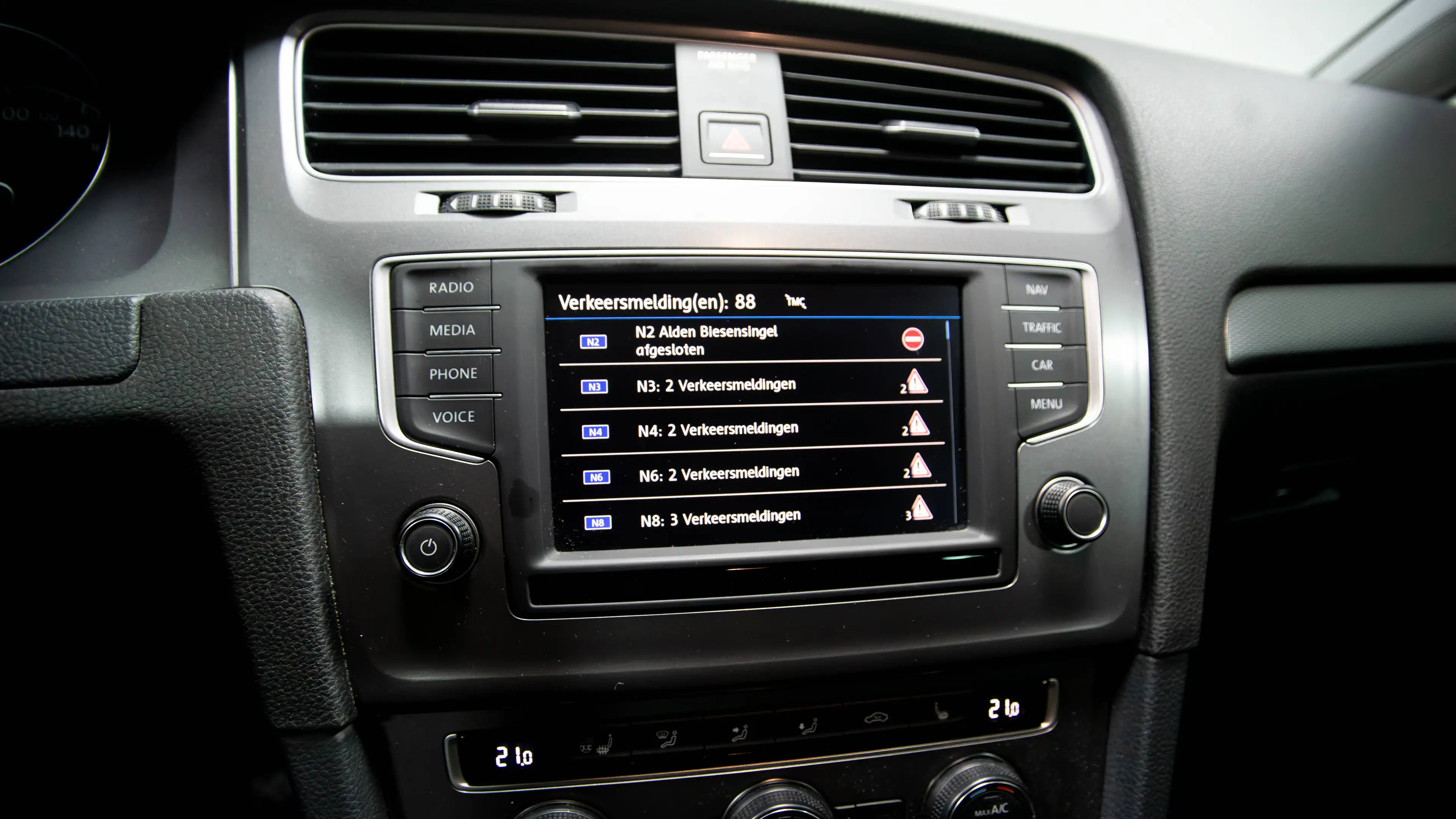Volkswagen Golf Golf 1.2 TSI Lounge Bluemotion Tech — photo 22