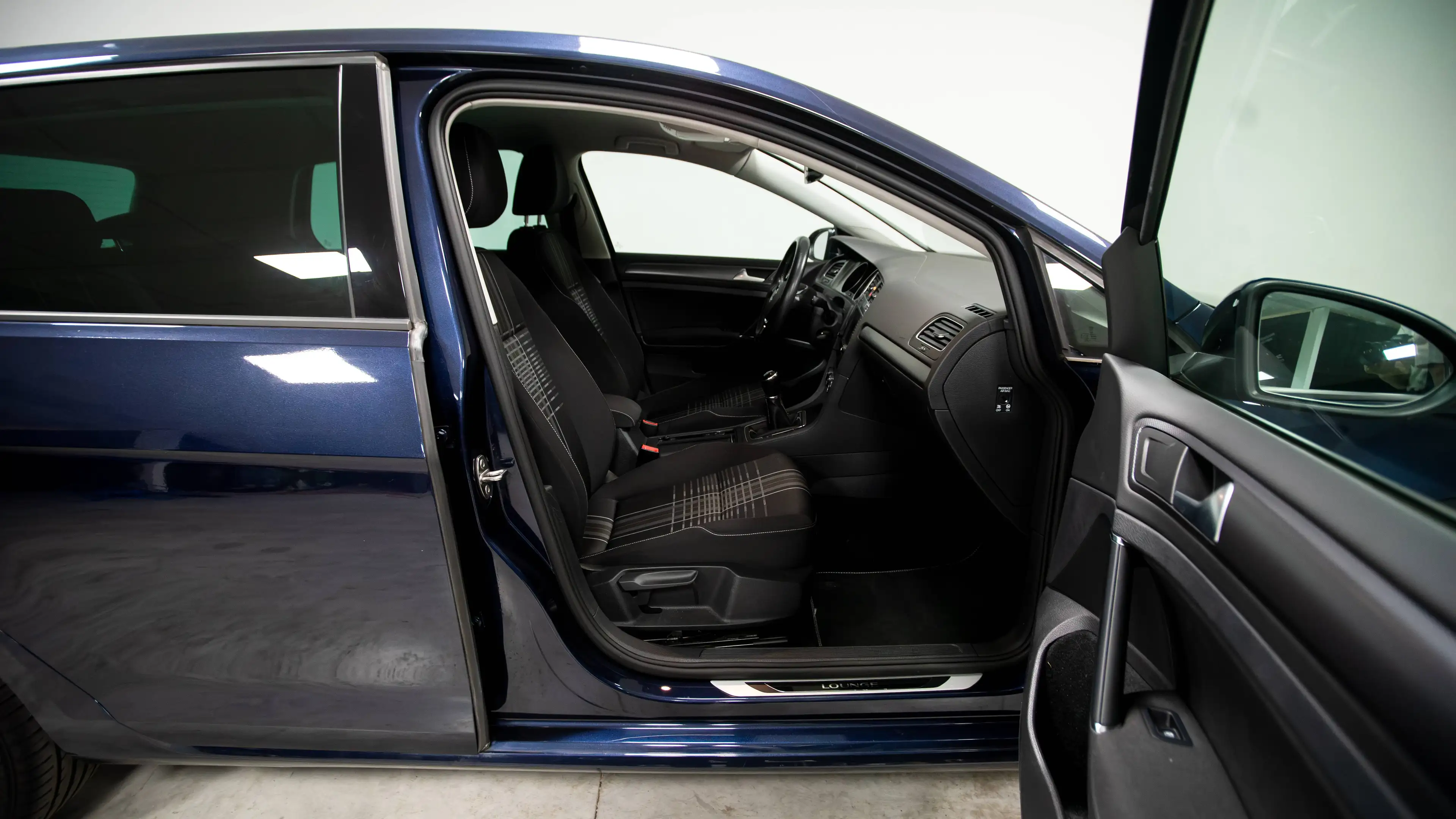 Volkswagen Golf Golf 1.2 TSI Lounge Bluemotion Tech — photo 12