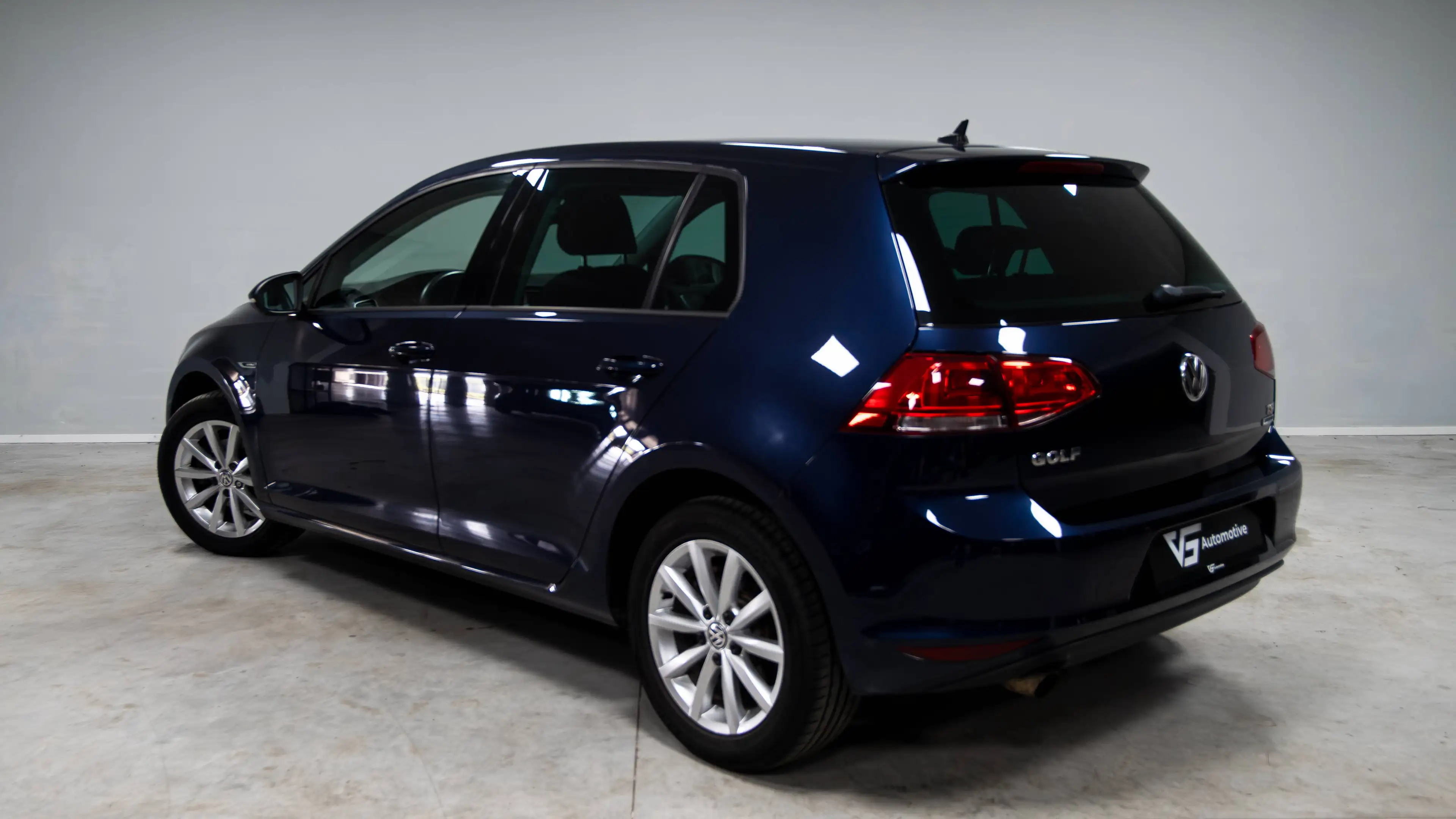 Volkswagen Golf Golf 1.2 TSI Lounge Bluemotion Tech — photo 3