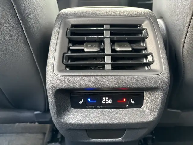 Volkswagen Tiguan view 9
