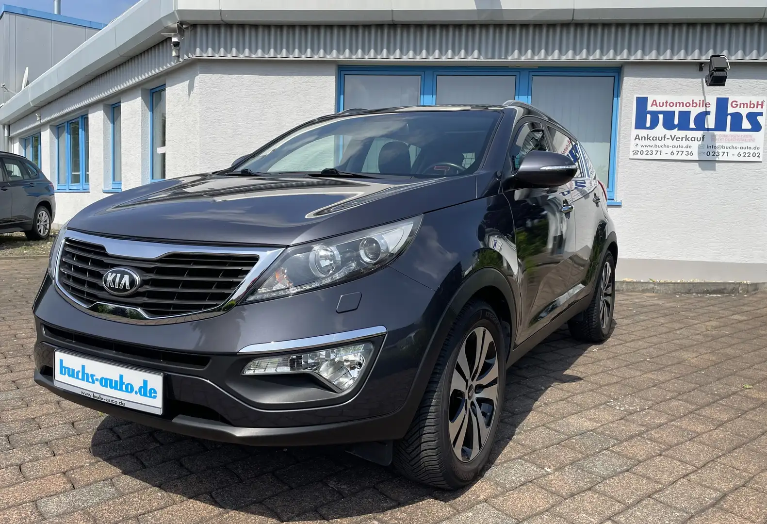 Kia Sportage Spirit 2WD Automatik AHK Pano Xenon RFK Grau - 1