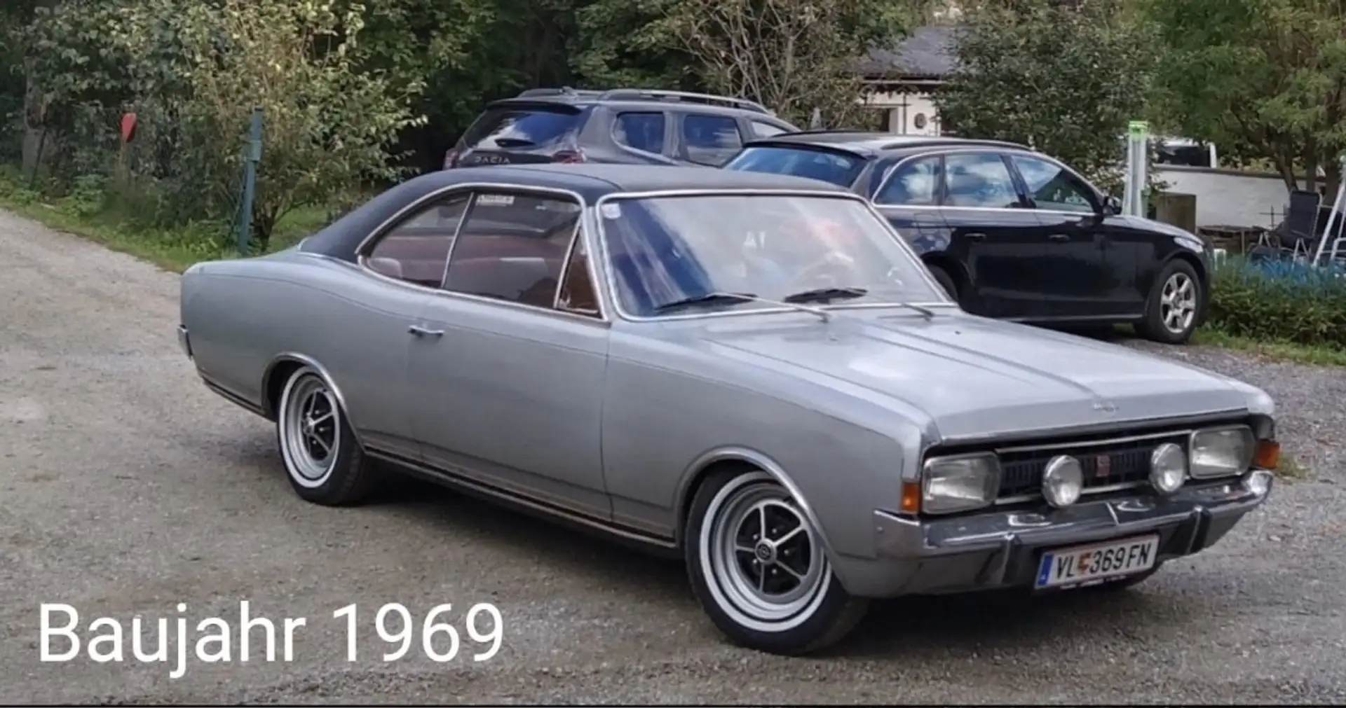 Opel Commodore A GS Coupe Silber - 1