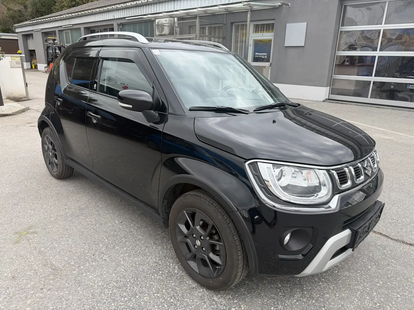 Suzuki Ignis Ignis 1,2 Dualjet Hybrid Allgrip Flash Flash Schwarz - 2