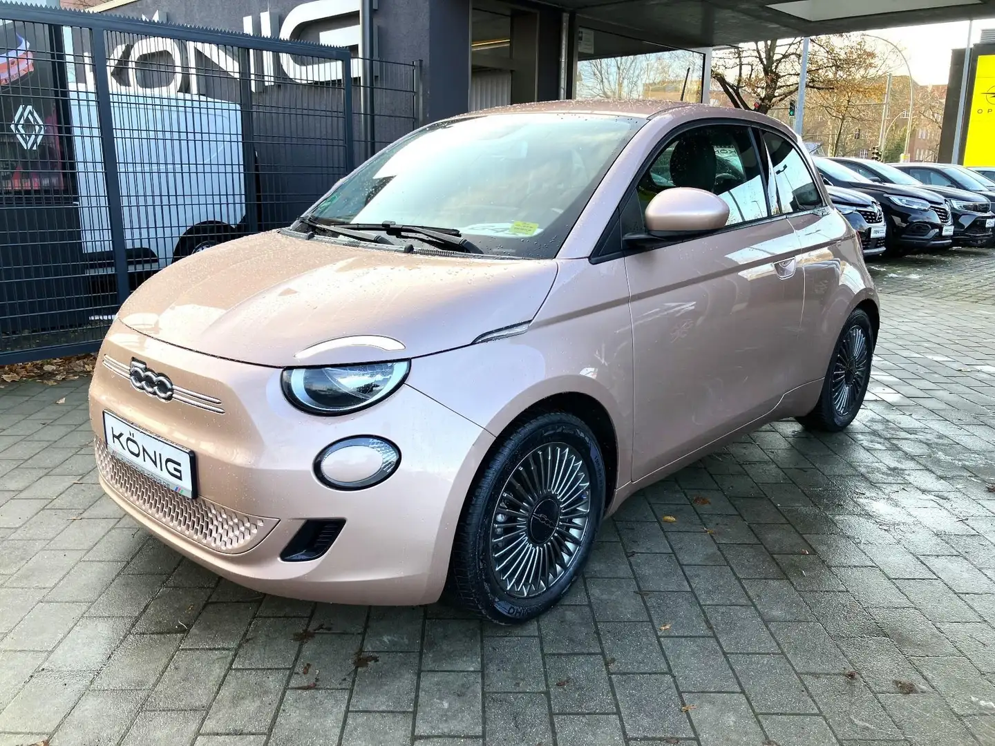 Fiat 500e Icon Automatik CCS*CarPlay Gold - 1