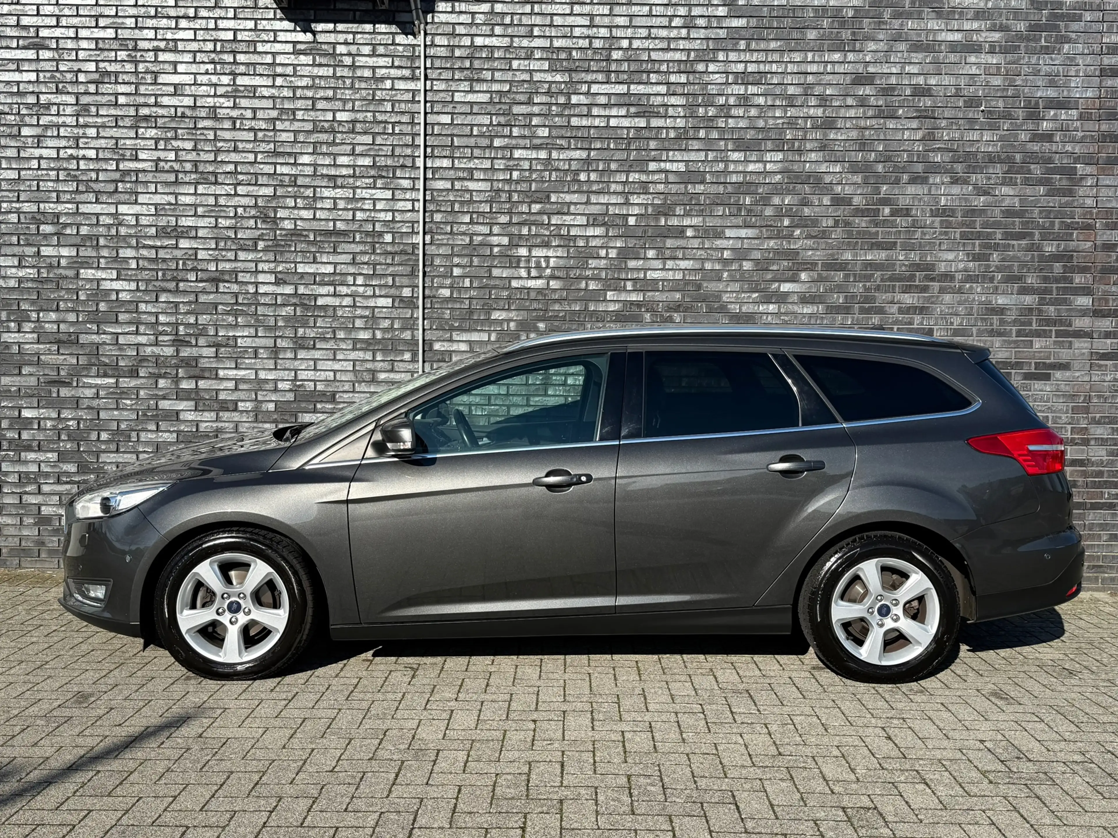 Ford Focus Wagon 1.0 Titanium 125pk|Camera|Cruise|Carplay|360 — photo 10