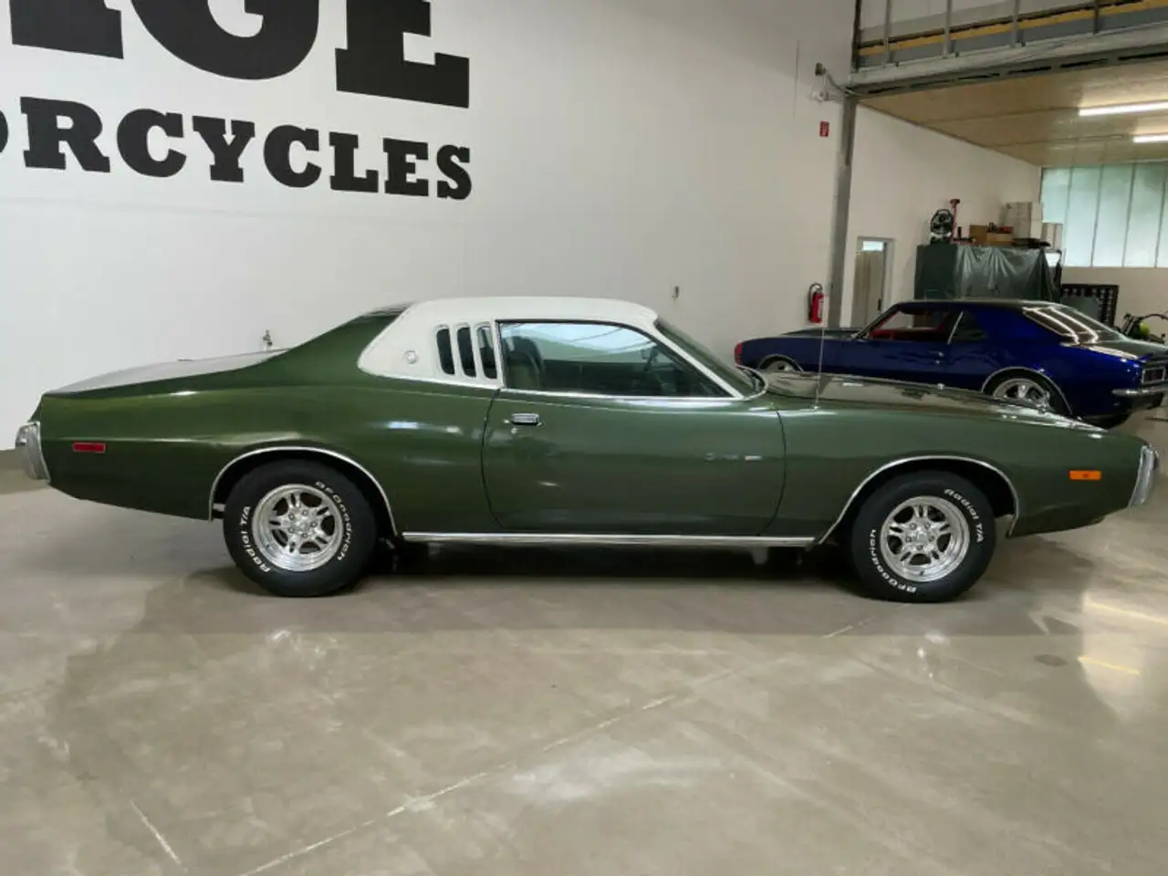 Dodge Charger Broughham SE, foto 2