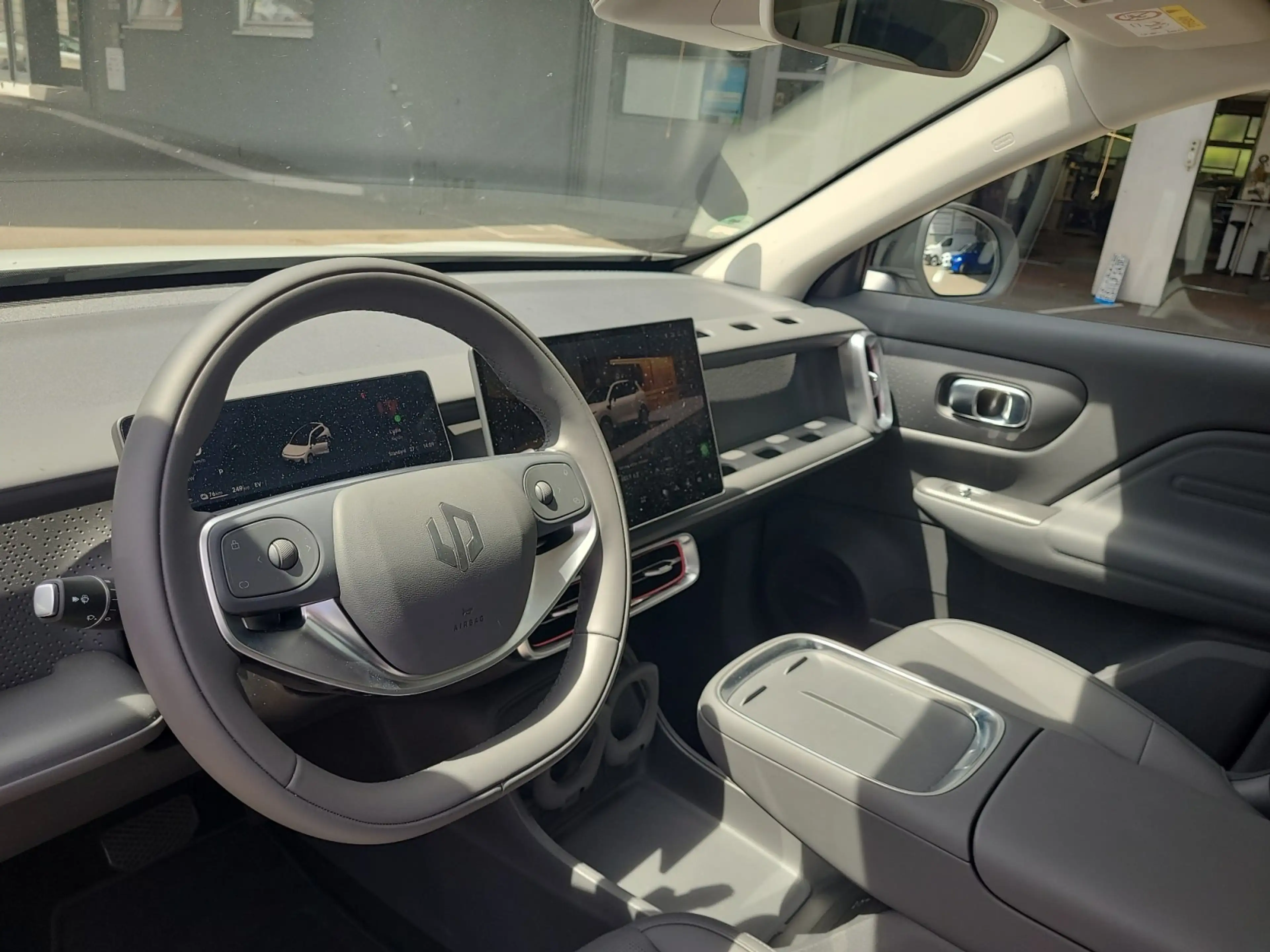 Leapmotor B10 1.5 18 W EV Design ACC+LED+Navi+Pano+SD+SHZ — photo 12