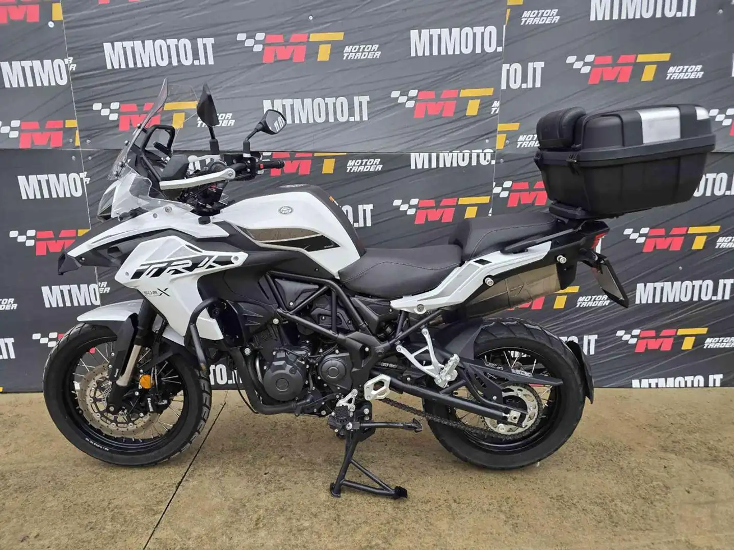 Benelli TRK 502 Video 360 Bianco - 2