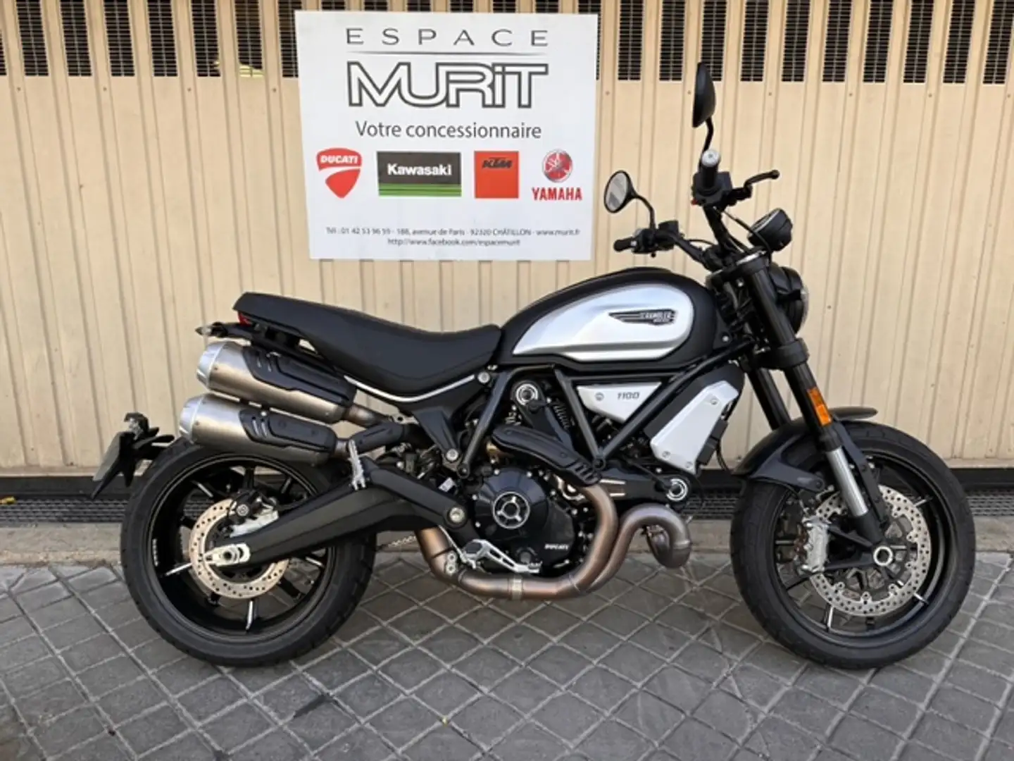 Ducati Scrambler Schwarz - 1