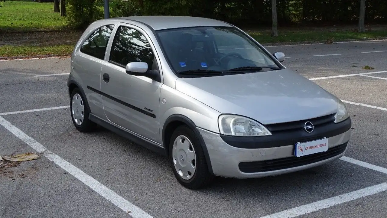Opel Corsa 1.2i 16V cat, 75 cv. Benzina, versione "Comfort".., foto 2